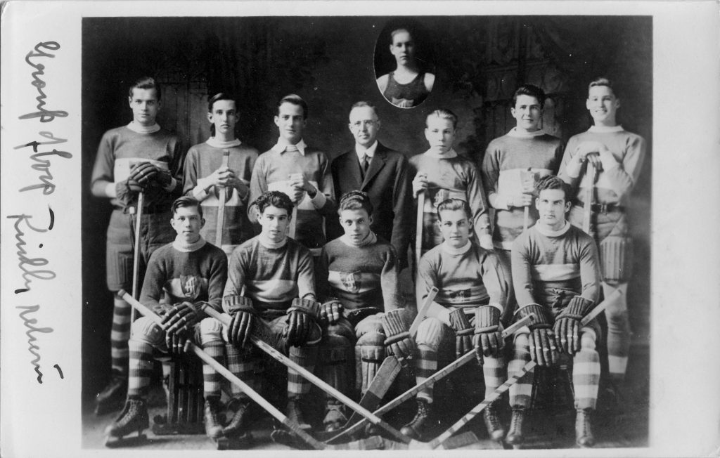 [Baptist hockey team]